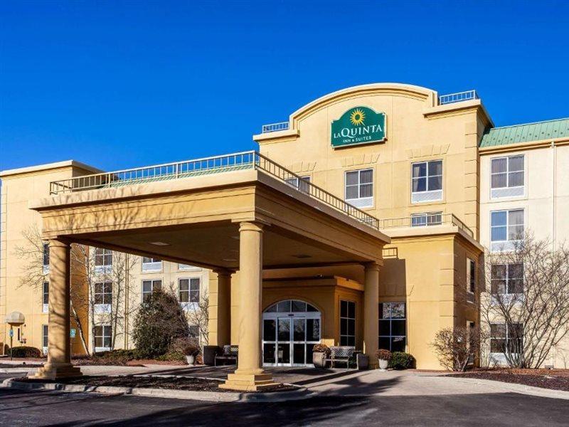 Hotel La Quinta By Wyndham Milwaukee Sw New Berlin Exteriér fotografie
